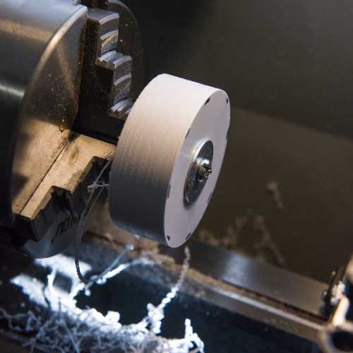 Usinage des disques au tour.