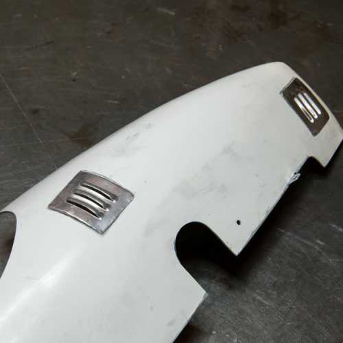 Présentation des louves sur la carrosserie Fiat 806 Grand Prix (1927)