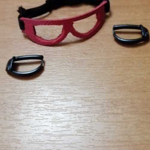 Fabrication des lunettes pour le pilote de la FIAT 806