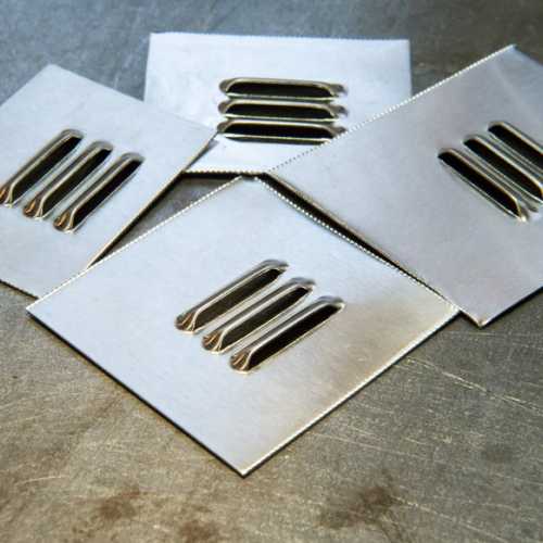 Louves pour la partie arrière de la carrosserie