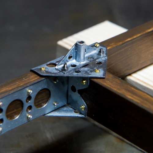 Détail platine tendeur châssis GN JAP