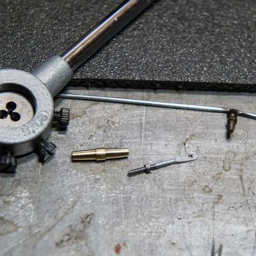 Tendeur hauban 1/6 full-scratchbuild cyclecar GN JAP