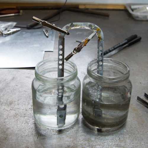 Ne pas dessouder les pièces précédemment assemblées