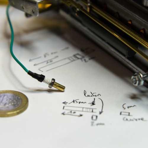 Bougie d'allumage FIAT 806 Grand Prix.