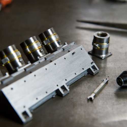 Engine block GN JAP v8 model 1/6 by Emmanuel Marin