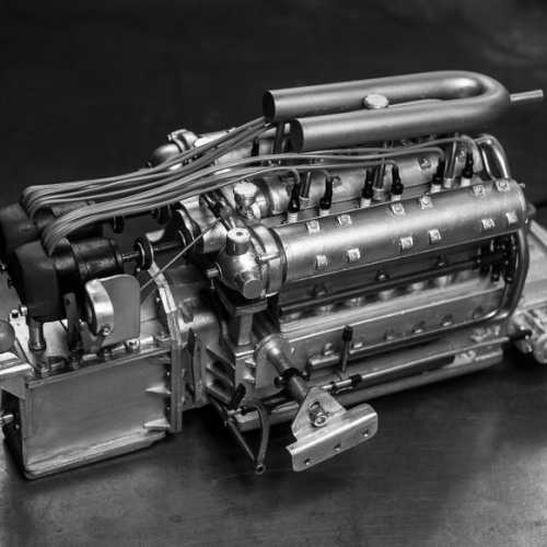 Moteur de la Fiat 806 Grand Prix.