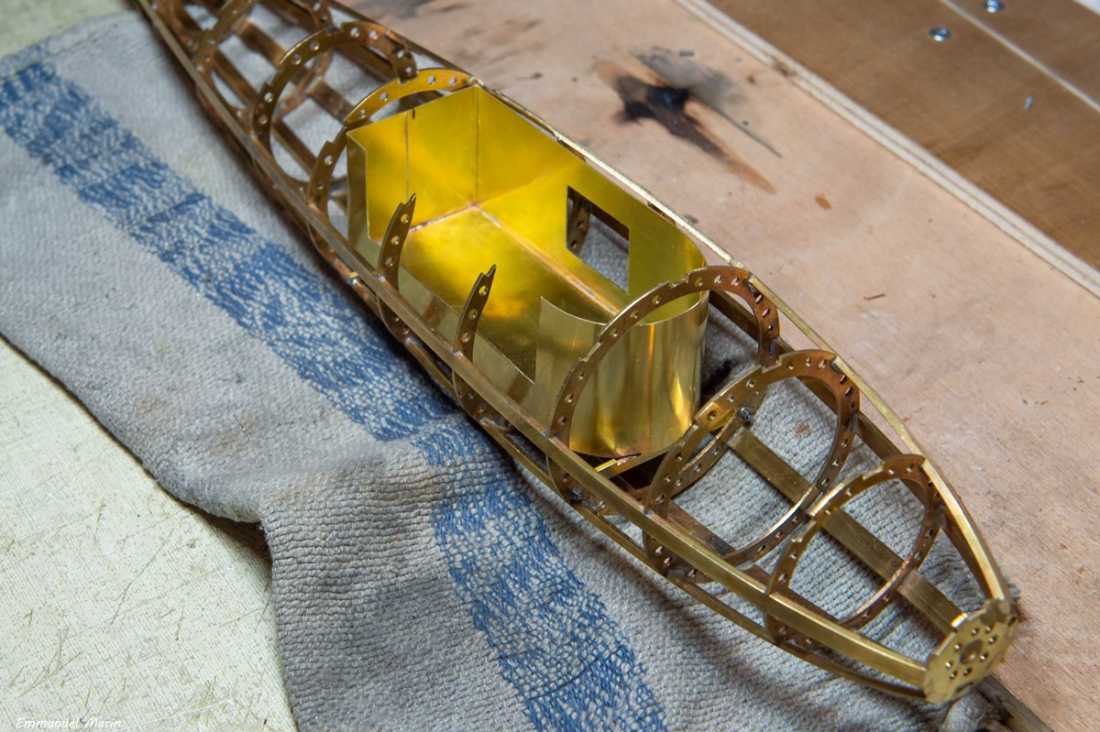 Maquette sous-marin requin Tintin